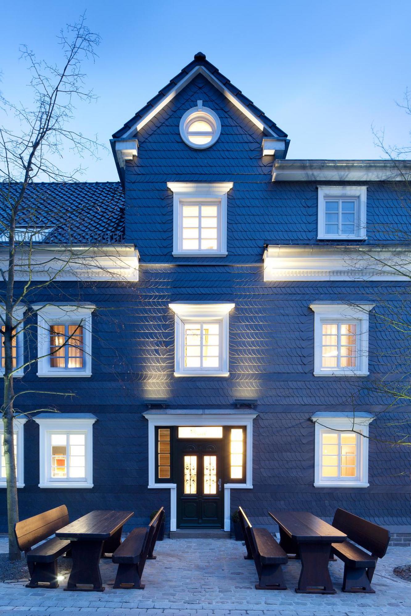 Zu Den Drei Linden Hotel Wermelskirchen Exterior foto